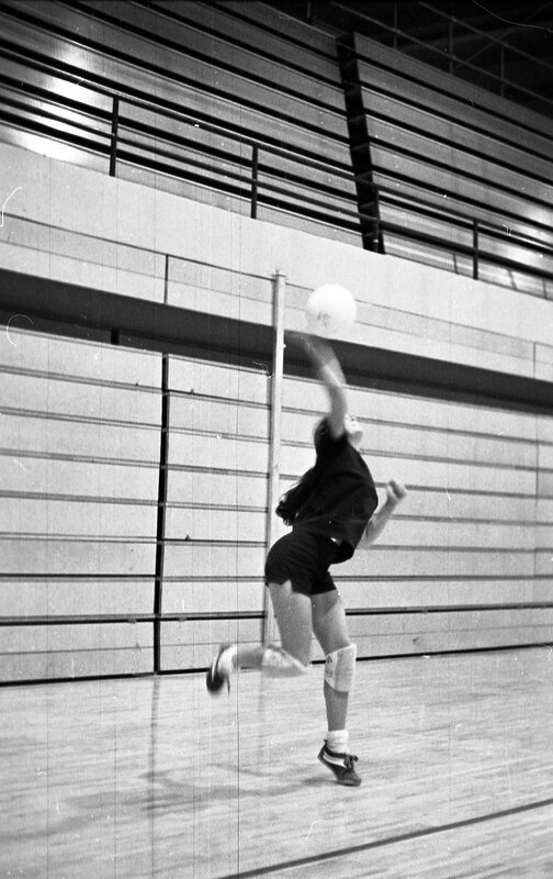 1974 Volleyball Action 06
