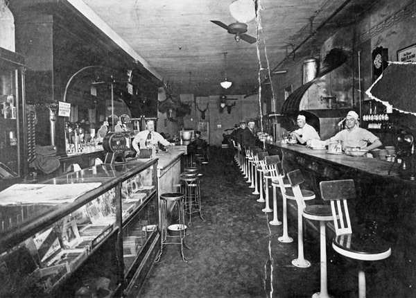 La Grande, Tavern Interior
