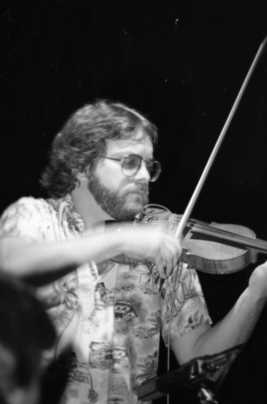 1982 Concert, Emmylou Harris 12