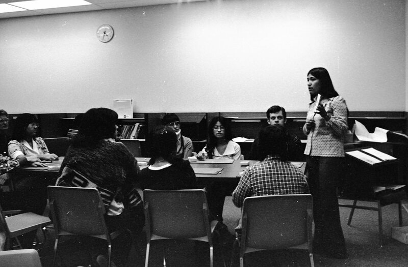 1975 Languages, Bilingual Studies 22