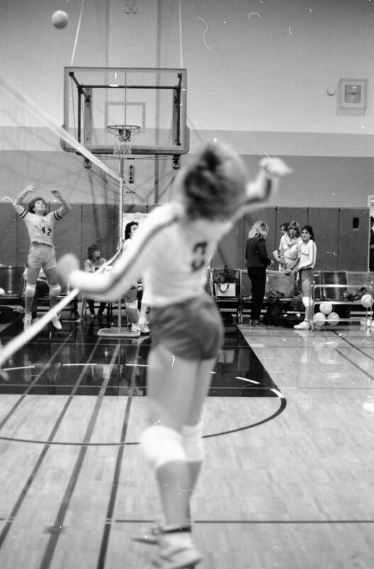 1985 Volleyball Action 25