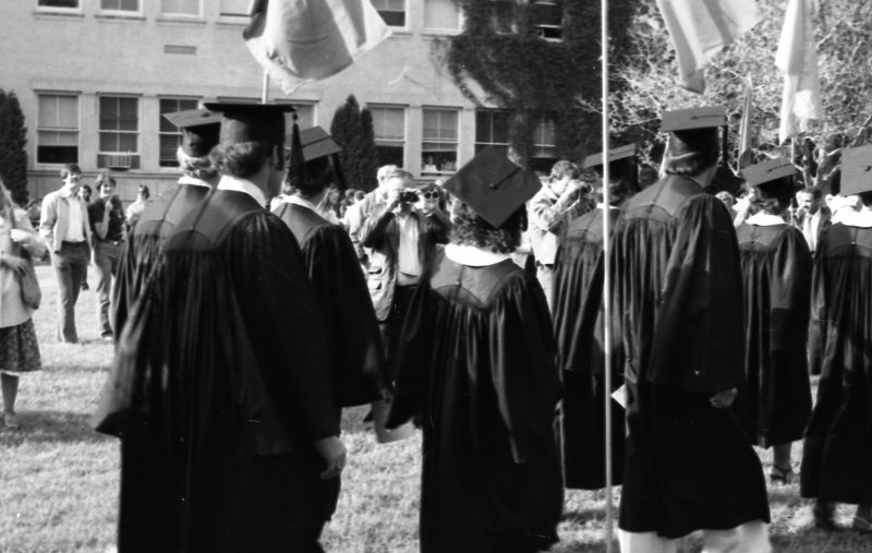 1980 Graduation, Graduates Walk 05