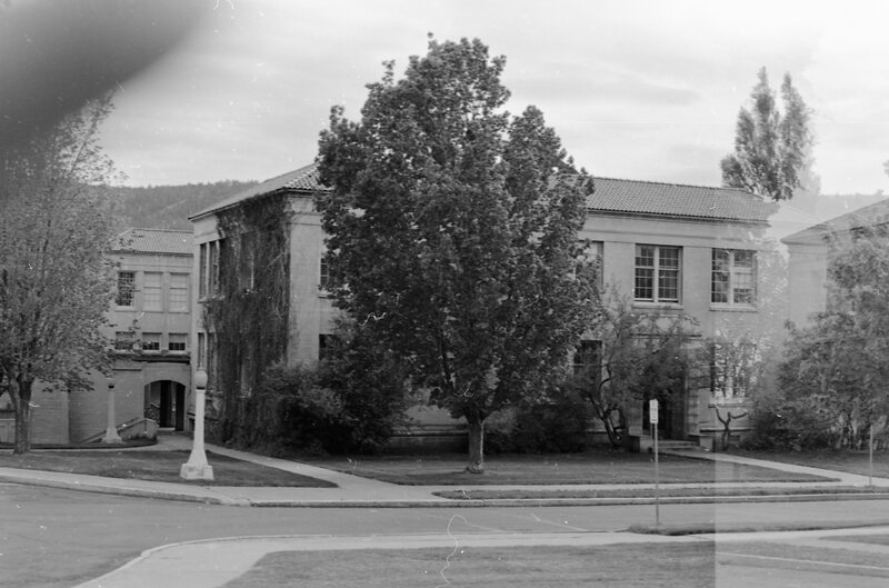 1983 Ackerman Elementary School 02