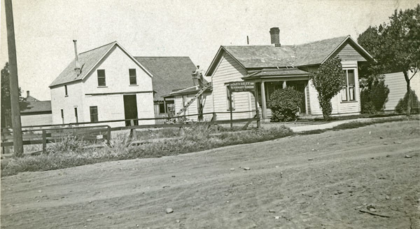La Grande Home, Riley 2
