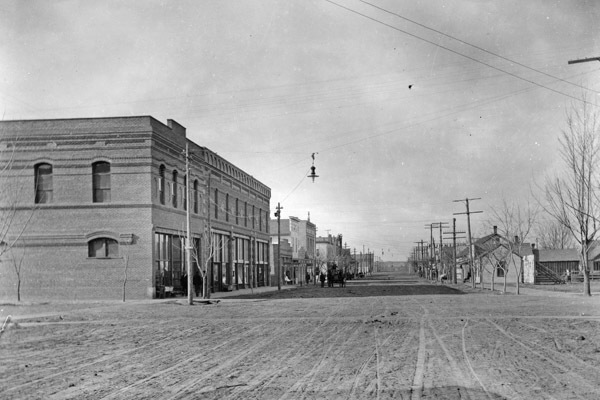 La Grande, Street Scene 47
