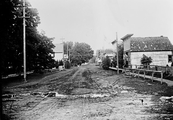 Cove, Street Scene 2