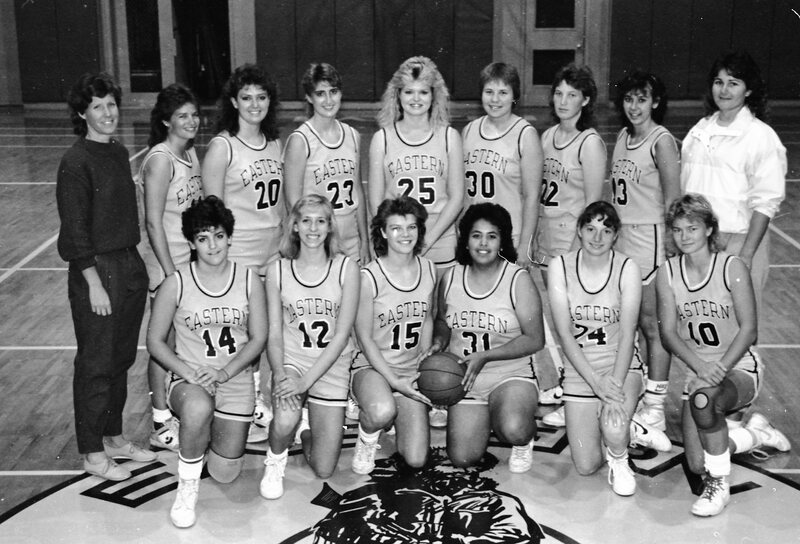 1987 Women's Basketball Team 07