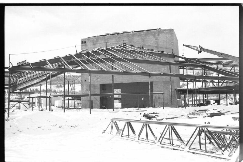 1989 Loso Hall Construction 03