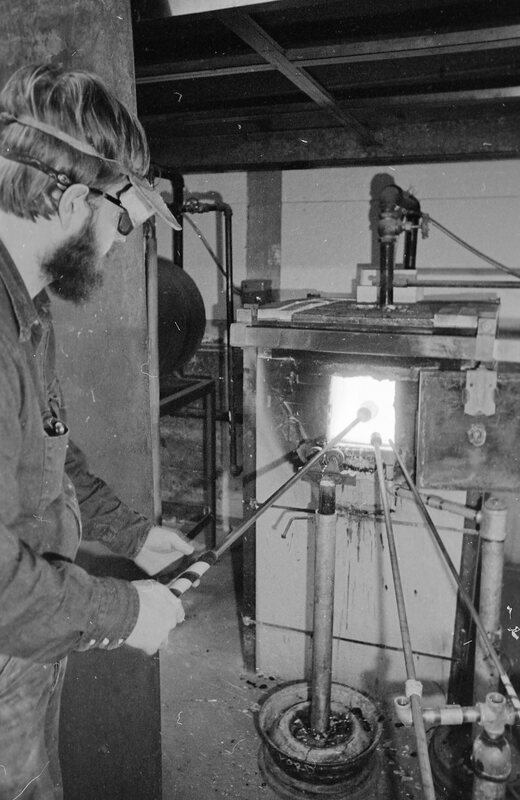 1974 Art, Glass Sculpting 18