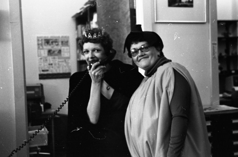1984 Employees, Halloween 01