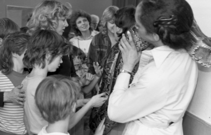 1985 Ackerman Elementary School, Safari 01