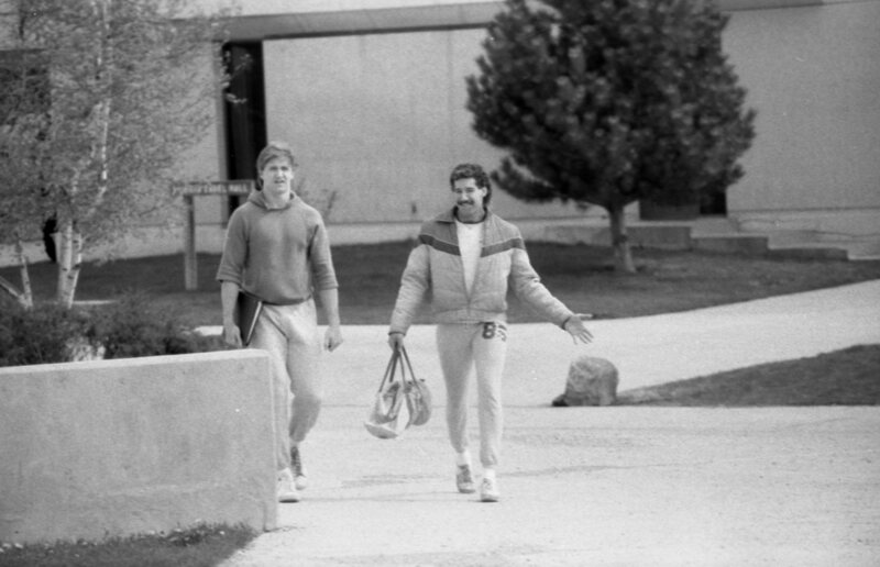 1986 Students, Outdoors in April 03