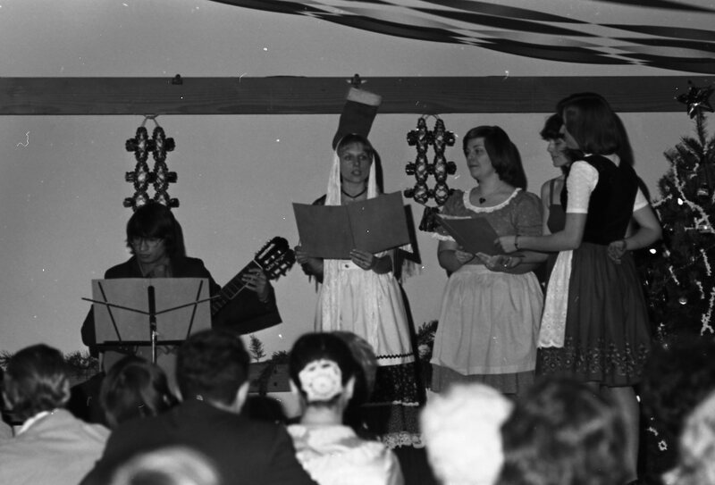 1977 Intercultural Entertainment 05