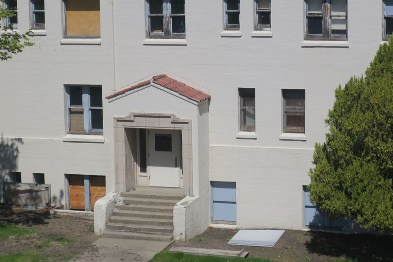 Dorian and Hunt Hall 3
