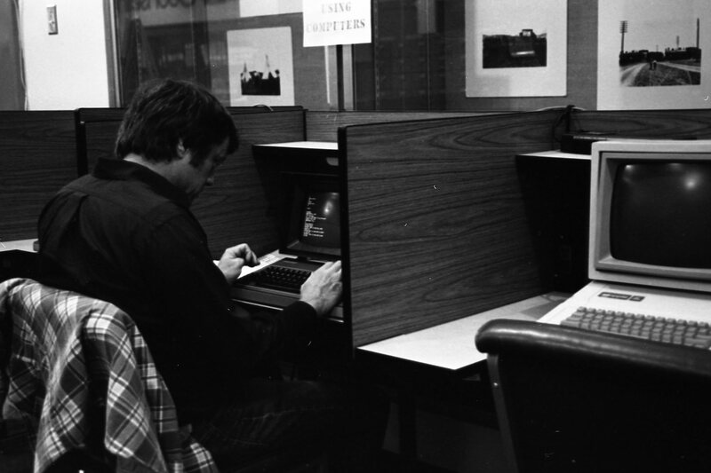 1985 April, Student Computing 03