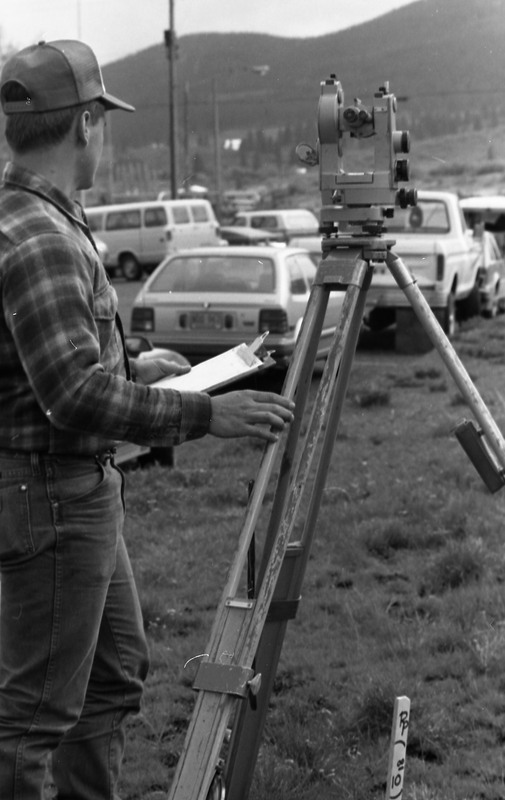 1988 Loso Hall, Surveying 02