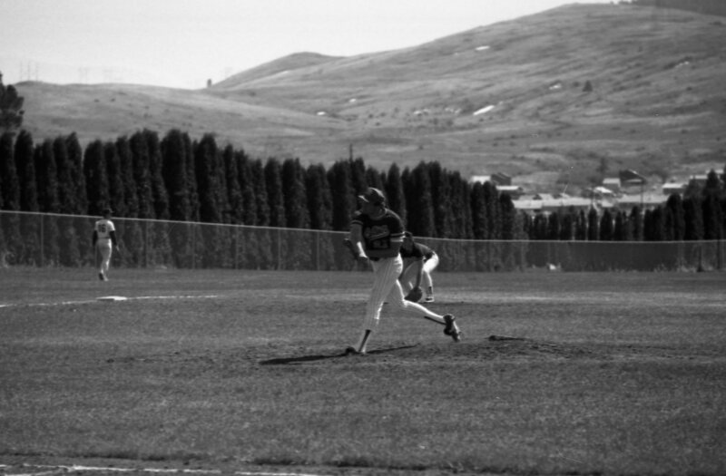 1985 Baseball, April Action 25