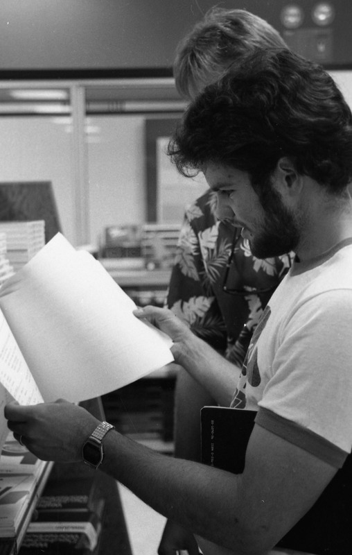 1985 Hoke Hall Bookstore 03