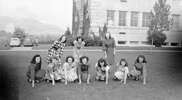 1948 Homecoming Queen Candidates 3