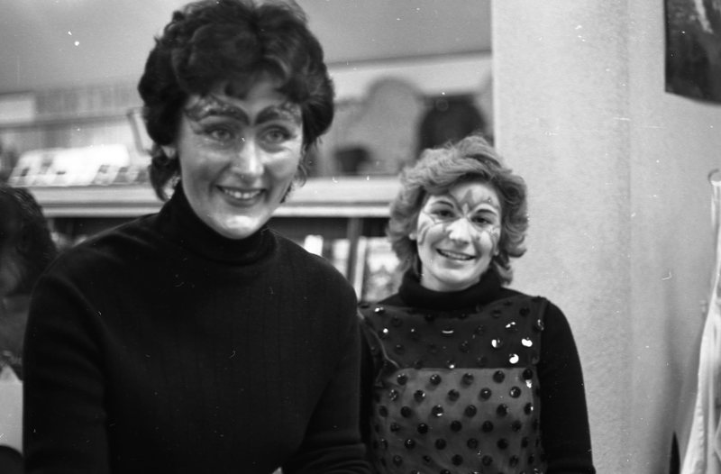 1981 Hoke Hall Bookstore, Halloween 09