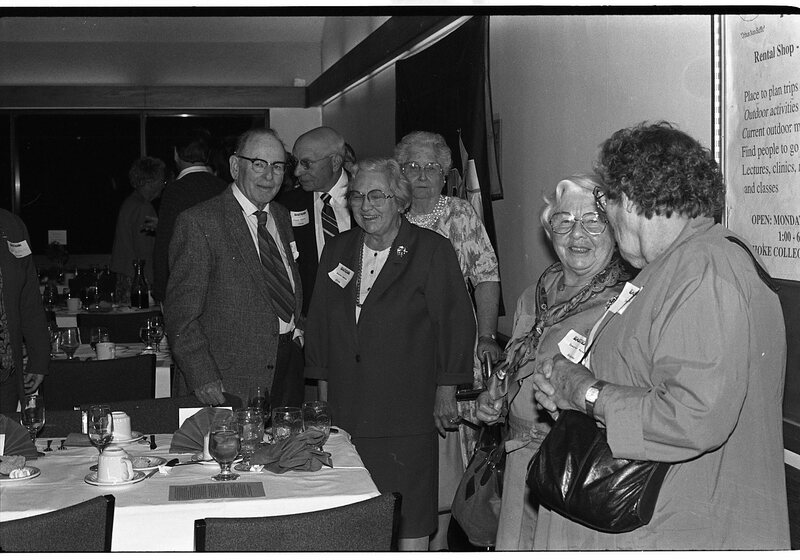 1991 Alumni &amp; Hall of Fame Banquet, Social 04