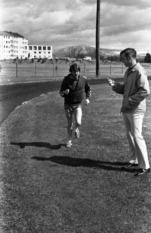 1977 Track, Running 1