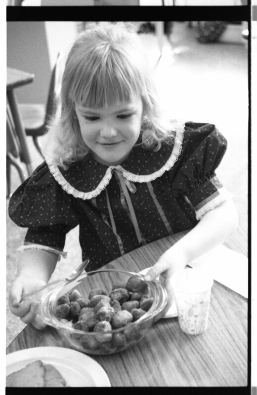 1989 Ackerman Elementary School, Snacks 10