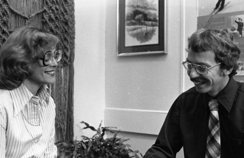 1979 Employees, Talking 01