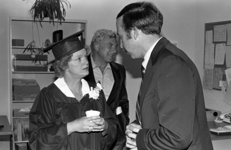 1982 Graduation, Refreshments 20