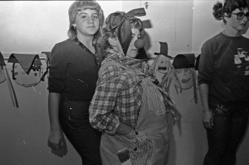 1984 Ackerman Elementary School, Halloween 05