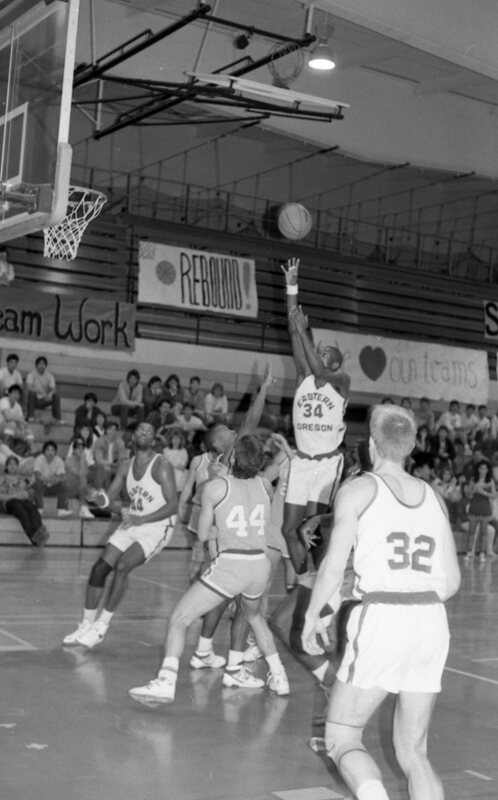 1988 Basketball Action, Knights at EOSC 10
