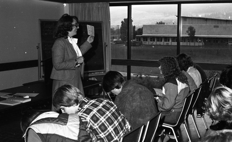 1982 New Student Orientation, Groups 01