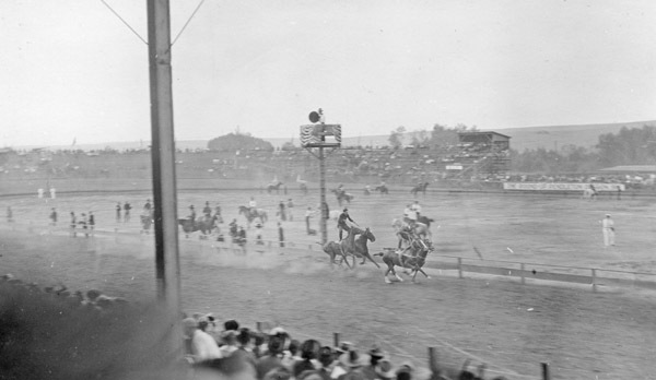 Rodeo, Roman Race 2