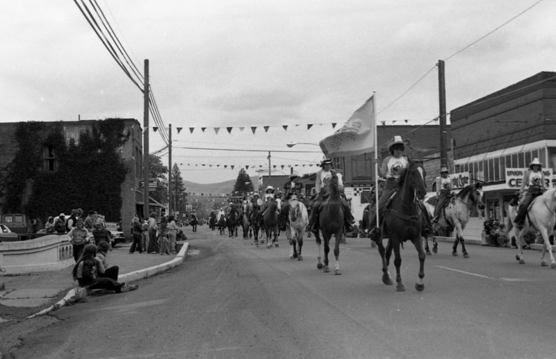 1981 Eastern Oregon Livestock Parade, Horses & Riders 13