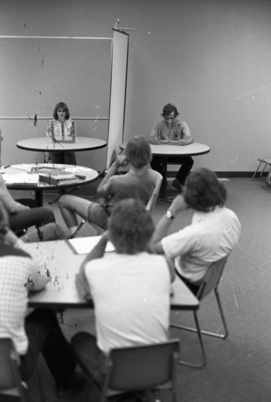 1976 Classroom, Education 12