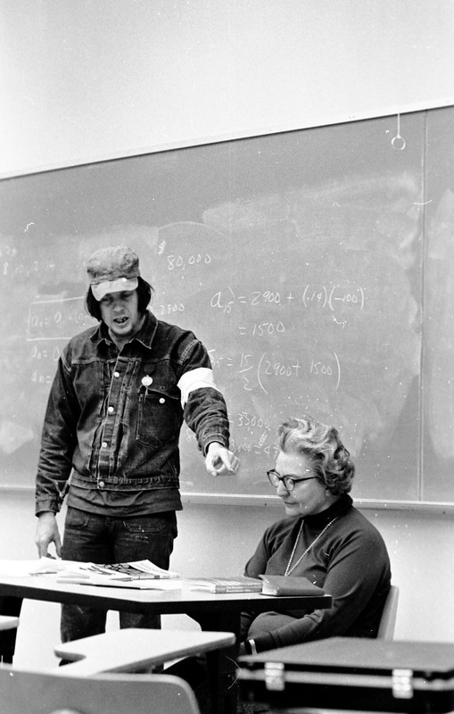 1974 Classroom, Political Science 14
