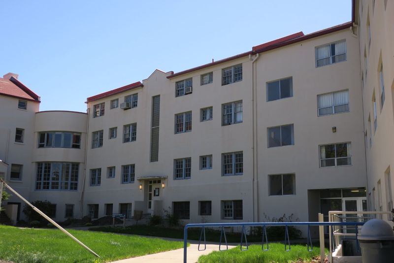 Dorian and Hunt Hall 63
