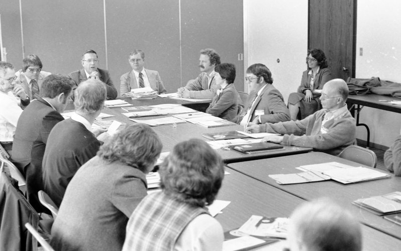 1983 Employees, Meeting