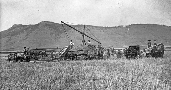 Imbler, Farm Thrashing Operation