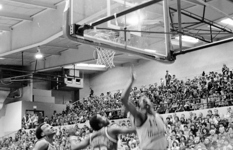 1983 Basketball, Harlem Globetrotters 12
