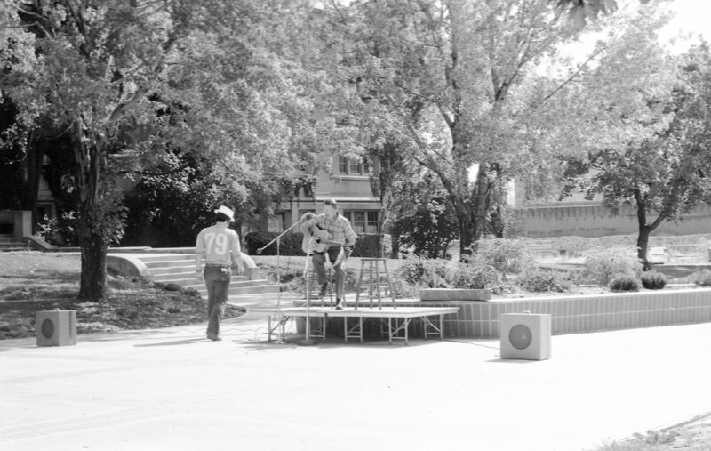 1972 Guitar Concert 04