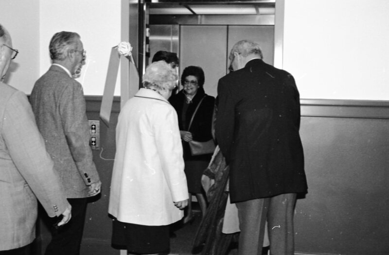 1986 New Elevator at Inlow Hall, Dedication 04