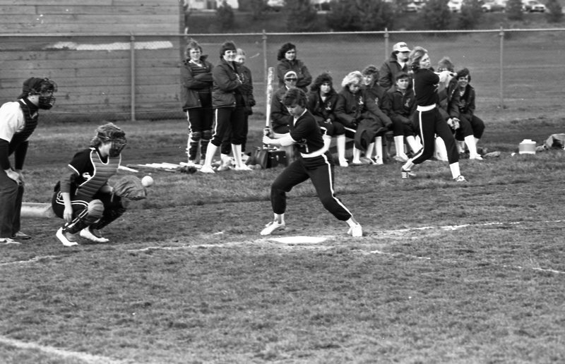 1982 Women's Softball Game - EOSC vs. SOSC 02