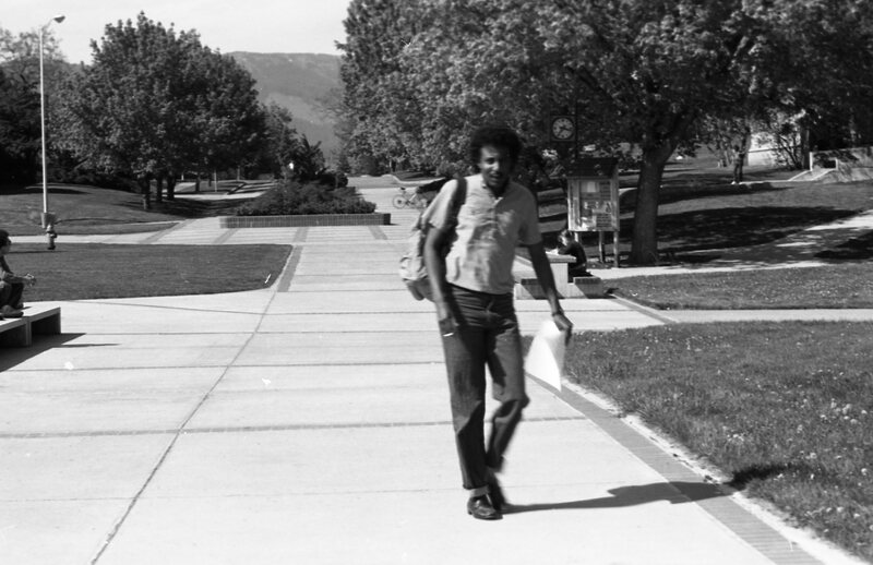 1985 Students, May Outdoor Candid Shots 02