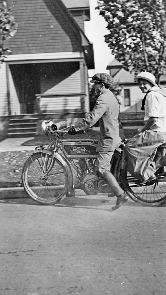 Reuter, Couple on Motorcycle 2