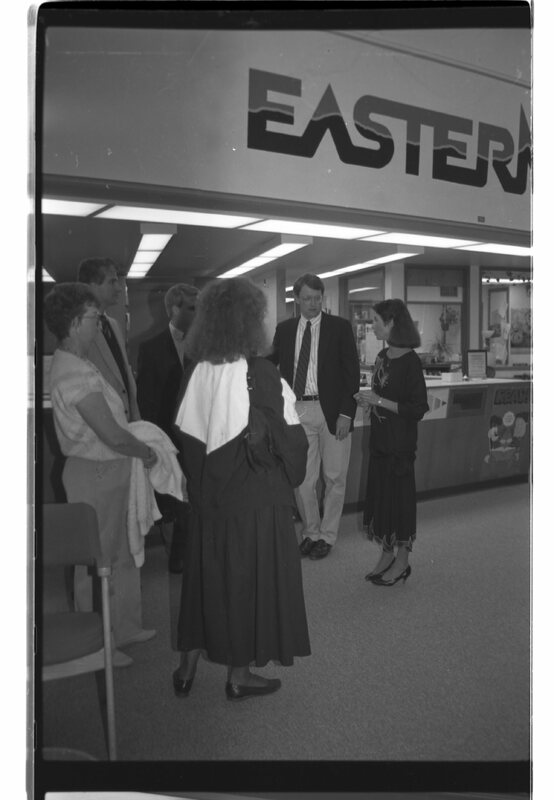 1989 Walter M. Pierce Library, Ribbon Cutting 23