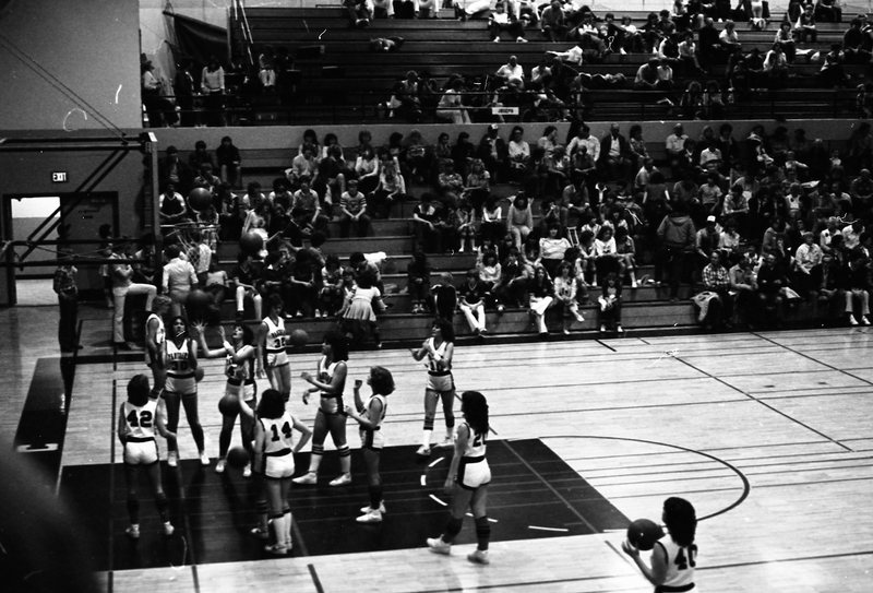 1982 High school Wapiti League Girl's Basketball Tournament, Warm-up 01