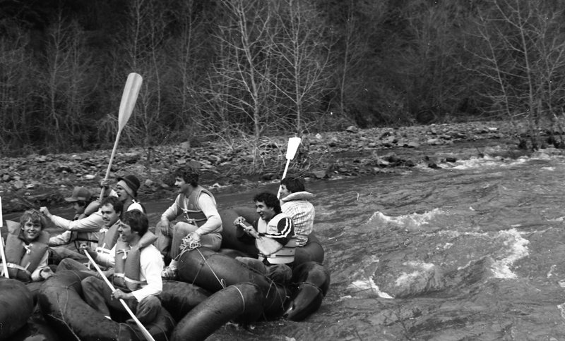 1982 Spring Festival, Raft Race 06