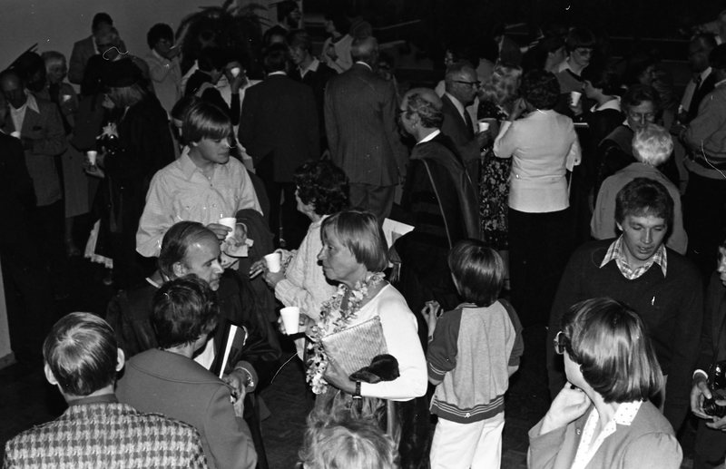 1982 Graduation, Refreshments 17