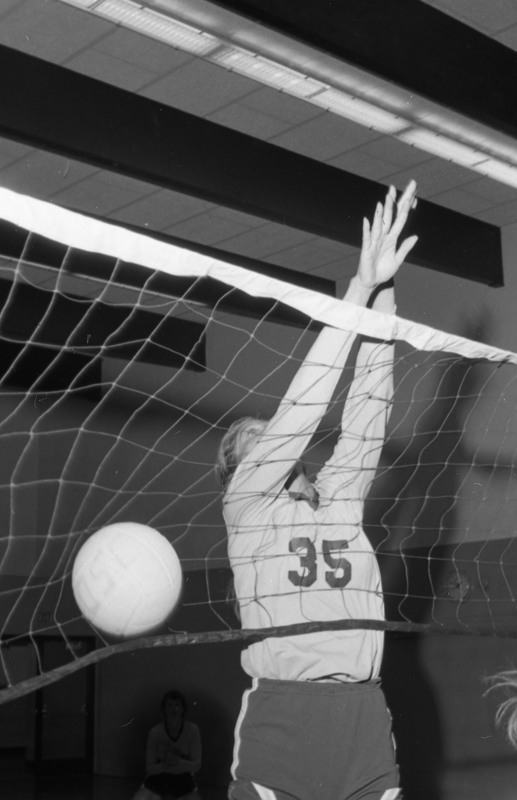 1979 Volleyball Action 17